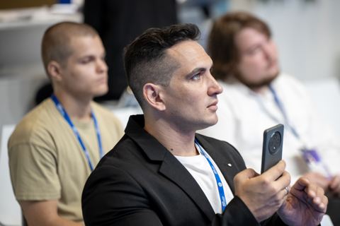 050_OTR07418_print.jpg